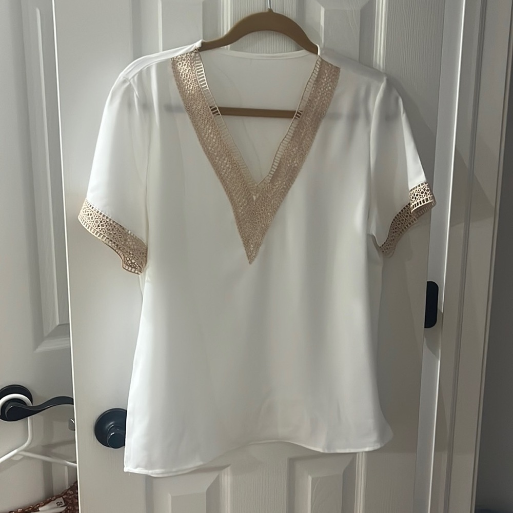 Women’s blouse